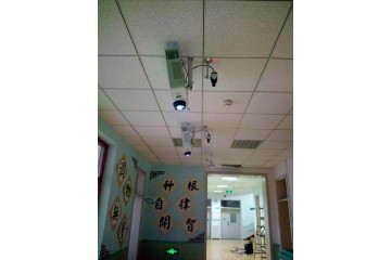 北京朝阳区学校短焦互动投影仪显示设备安装调试