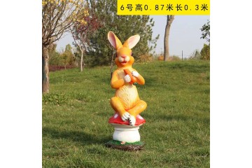 卡通小兔子雕塑加工厂，玻璃钢小白兔雕塑大全